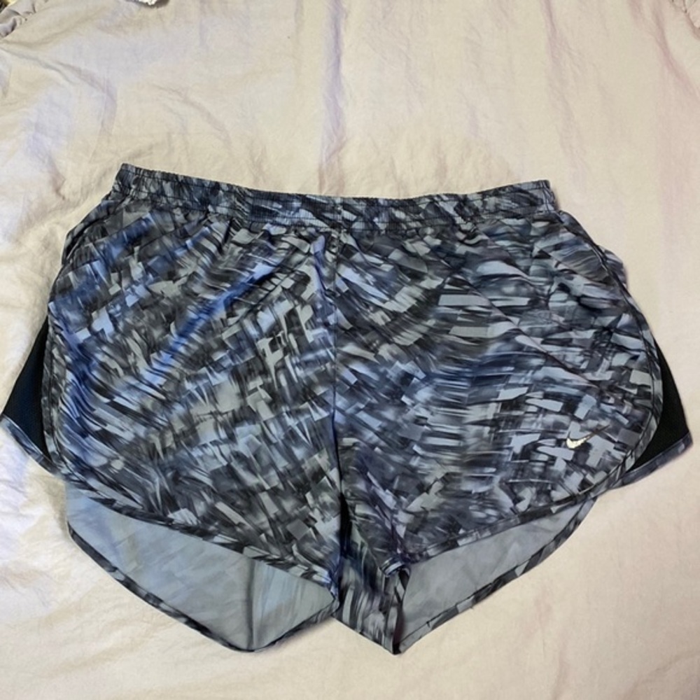 Nike‎ shorts